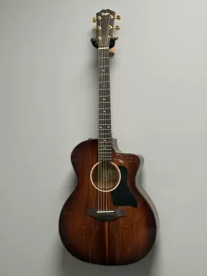 Taylor Guitars - 224CE-K DLX V1